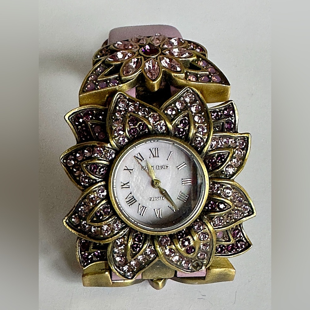 Heidi Daus Bracelet Watch Floral Watch w Leather Strap with Swarovski Crystals - Picture 9 of 10